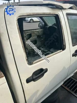 Isuzu d-max sağ arka kapı euro3
