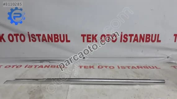 Mercedes c 205 kapı çıtası sol ön dış sıyırıcı nikelaj
