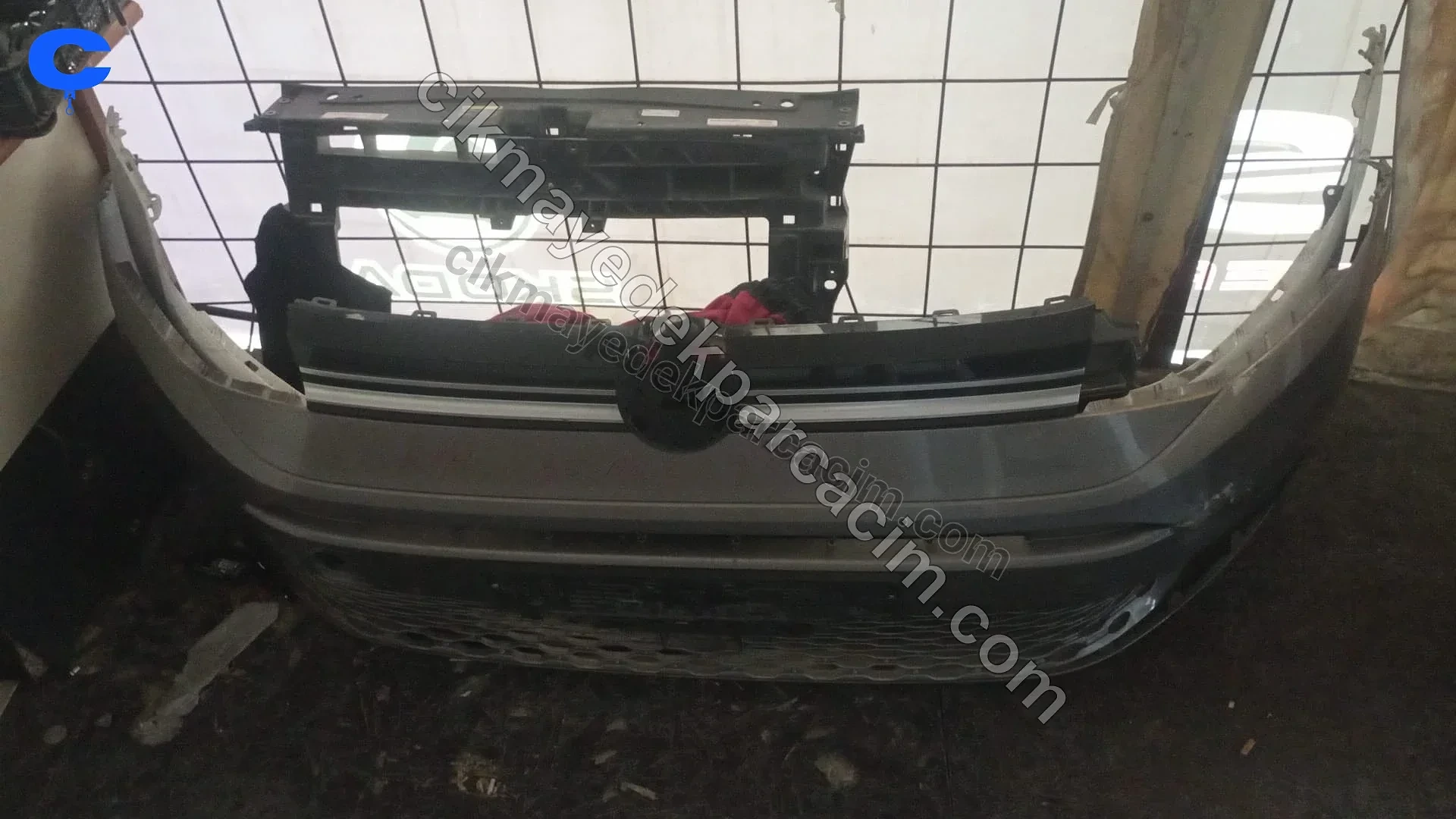 Volkswagen Caddy (2021-2025) - Tampon Ön | 10 TL Volkswagen Caddy orijinal çıkma tampon ön, İzmir Bornova